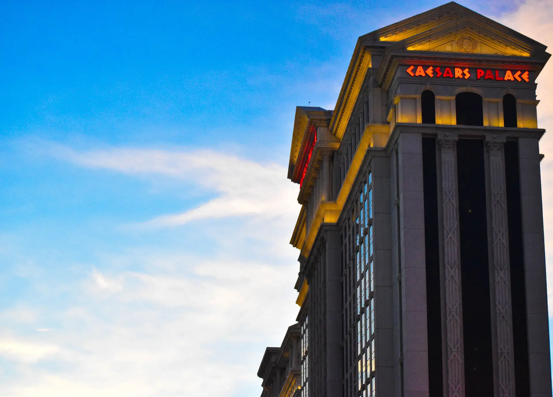 Loroviresort Stay Luxury Casino Hotel Exterior