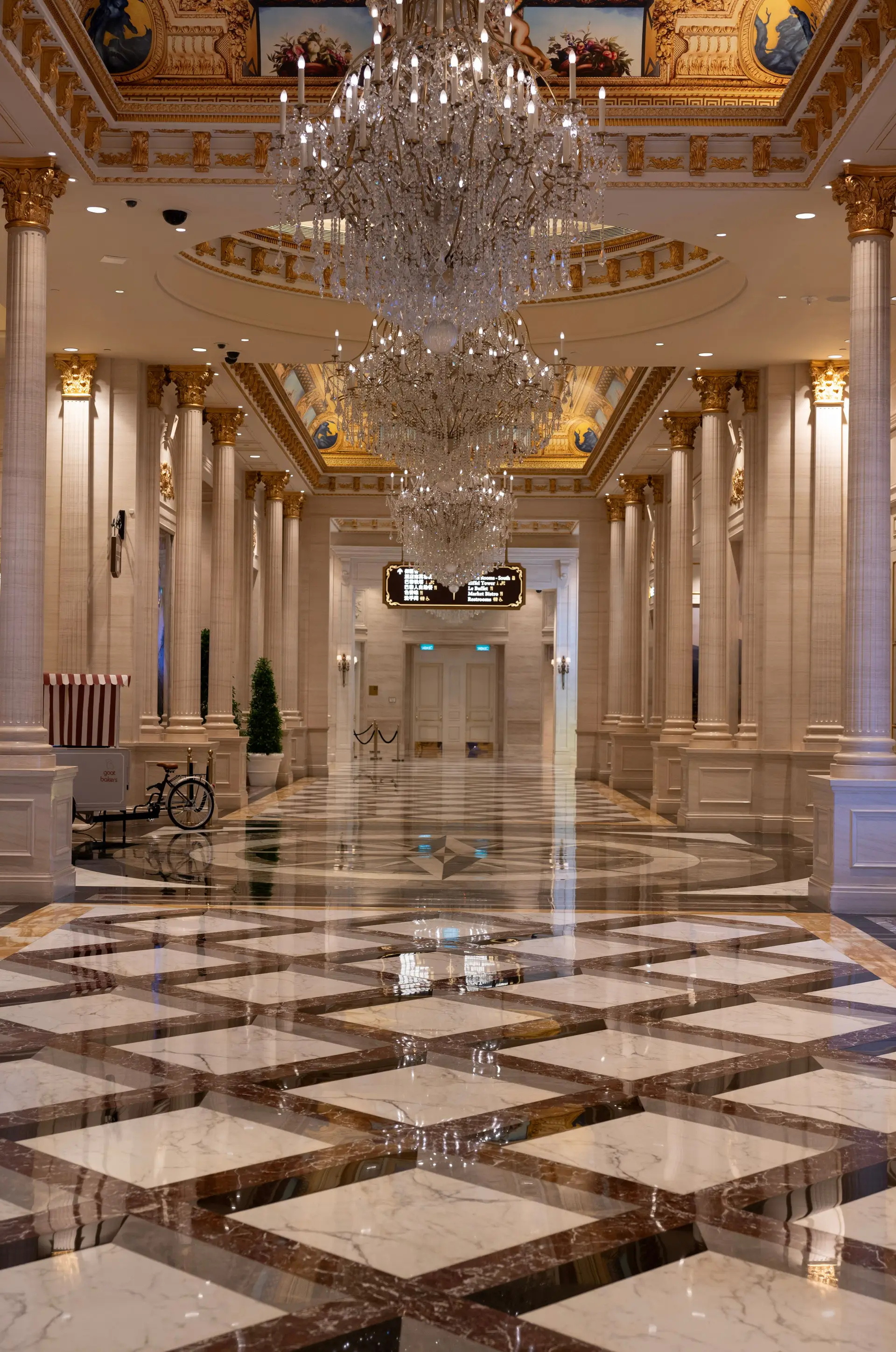Loroviresort Stay Luxury Lobby
